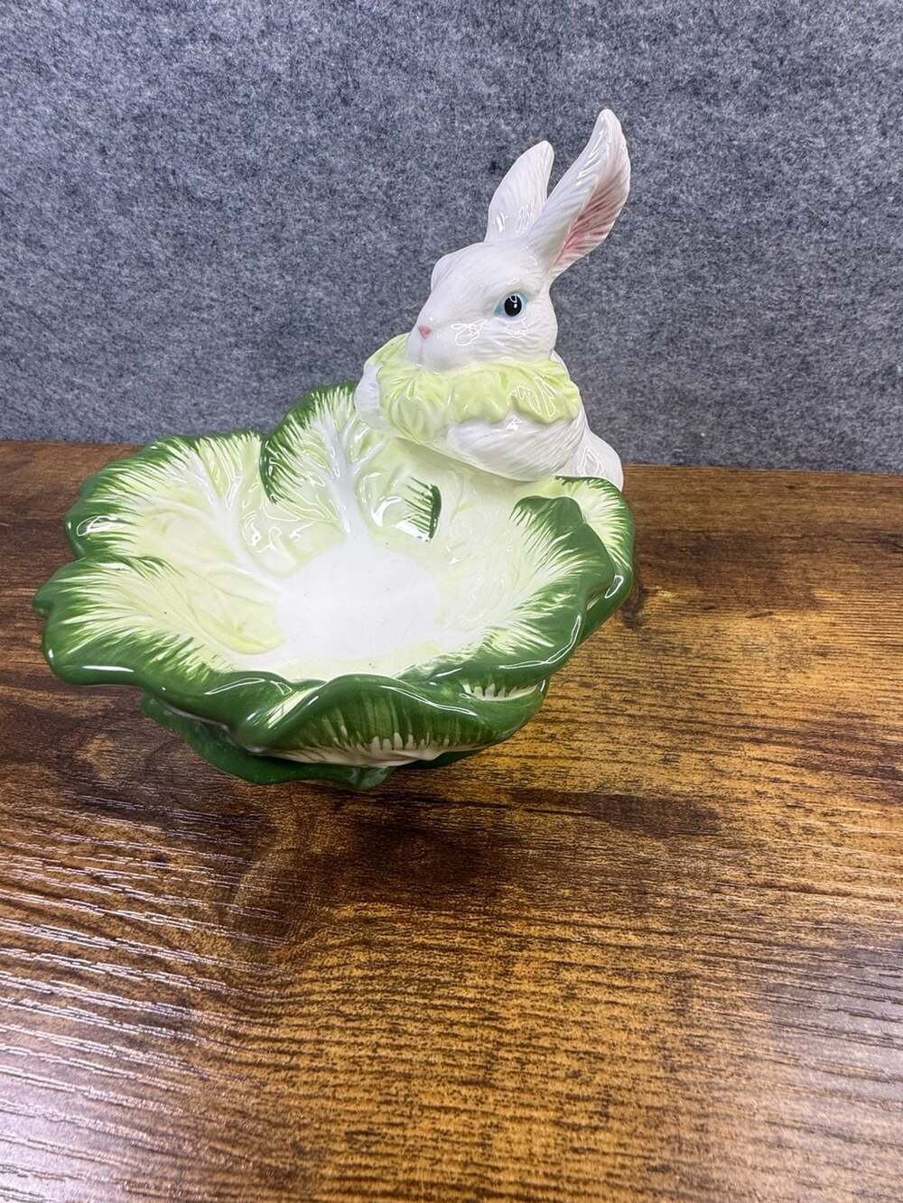 Department 56 Fields of Dreams Ceramic Bunny Rabbit and Cabbage Leaf Dish
